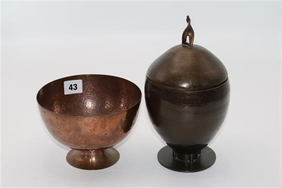 Newlyn copper bowl and secessionist pot